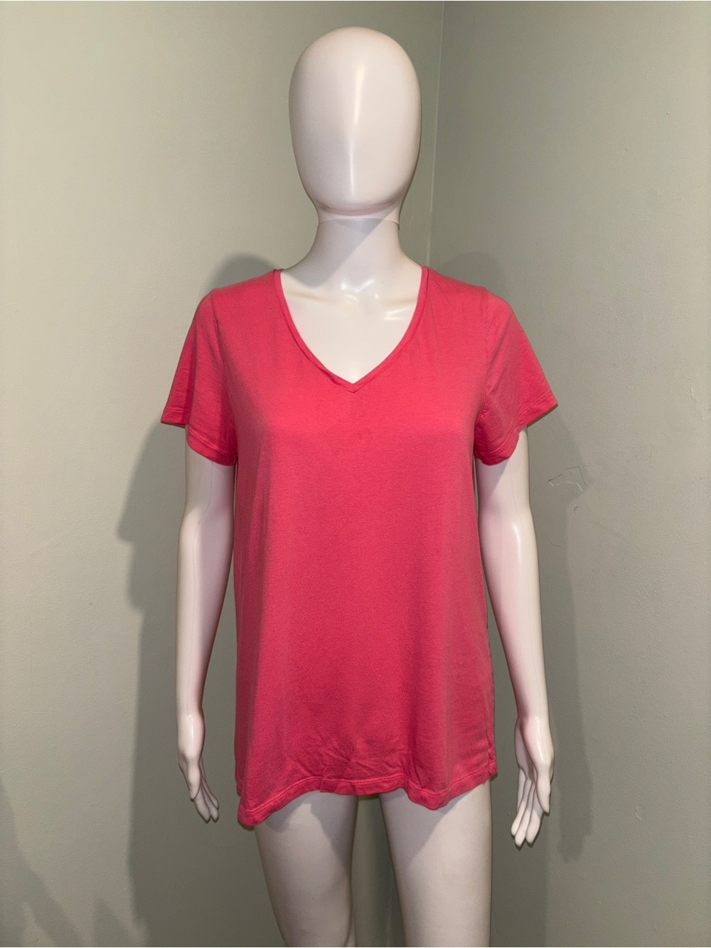 Women's HUE Basic Pink Short Sleeve V-Neck Sleep T-Shirt - Medium